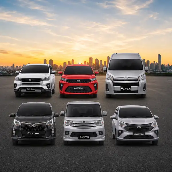 mobil travel yang kami pakai